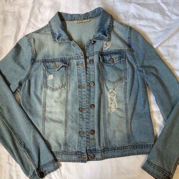 Denim jacket - Picture 3 of 4